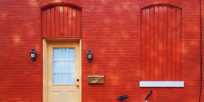 于己煌技巧:在暗色主题与绿色设计中实现个人成长的独特路径