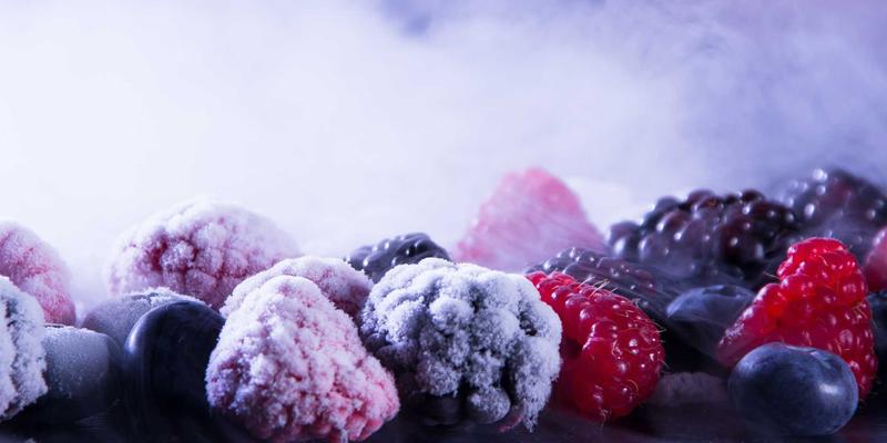 余积煌的心理韧性：在黑暗主题艺术创作中实现自我疗愈