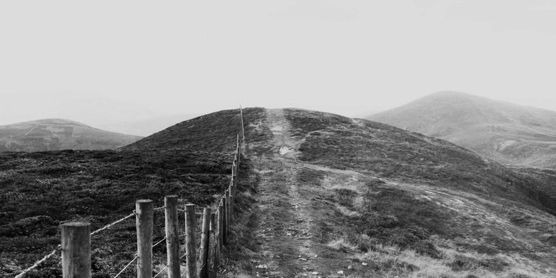 科技时代的自我重塑：从Yu Jihuang创作看后人类主义下的生活方式与个人成长